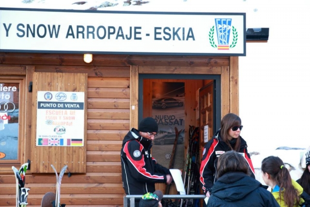 Centro ski Snow Arropaje.jpg